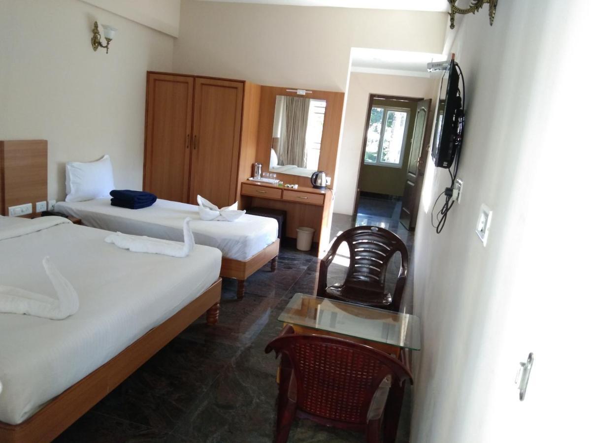 Ack Palacce Inn Yercaud Eksteriør bilde